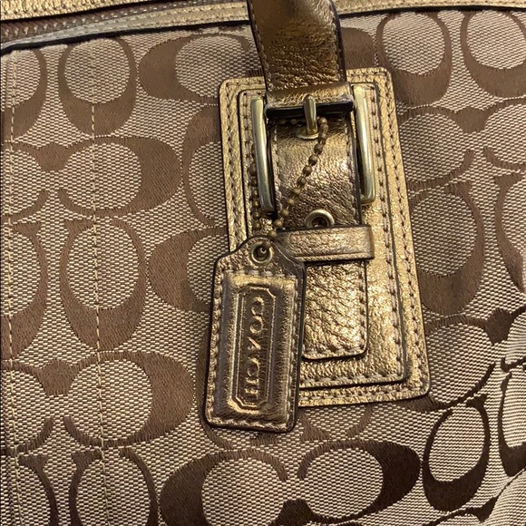 Coach Satchel - Picture 4 of 8